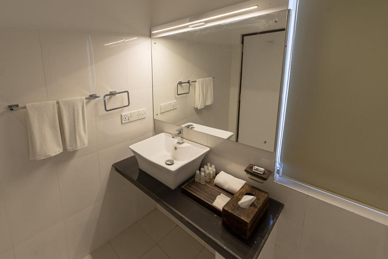 Pearl Royal Hotel, Colombo Kültér fotó