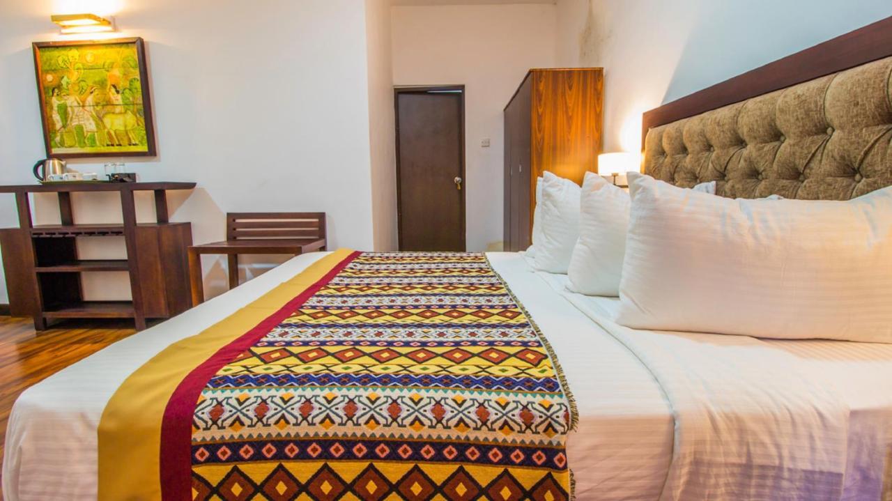 Pearl Royal Hotel, Colombo Kültér fotó