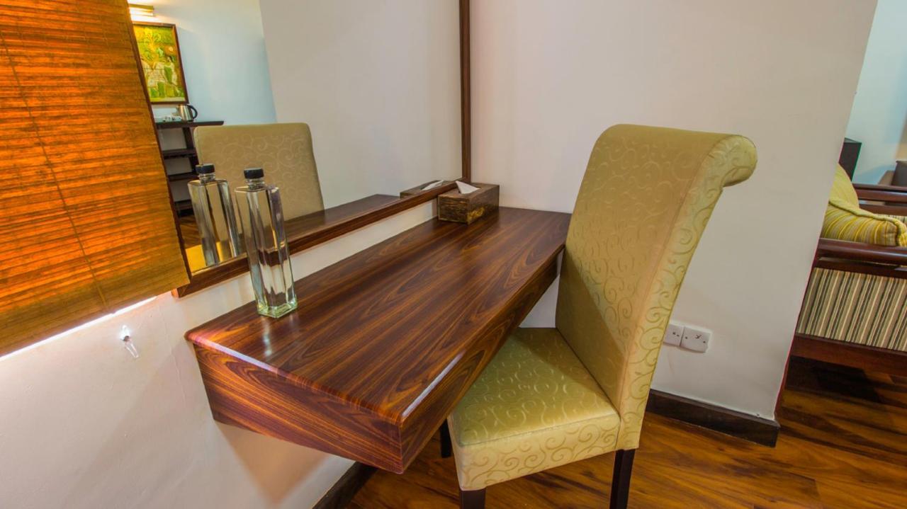 Pearl Royal Hotel, Colombo Kültér fotó